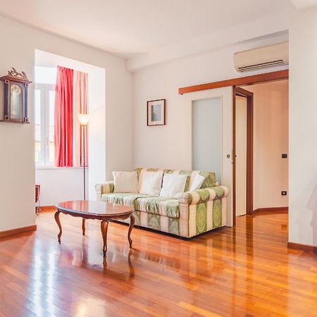 Апартаменти Residenza Edvige - Italian Homing Верона Екстер'єр фото
